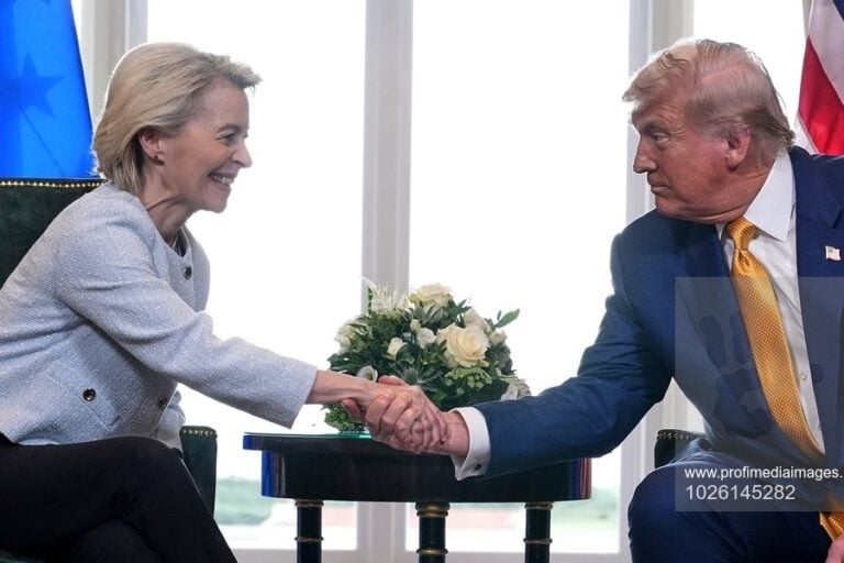 Ursula von der Leyen și Donald Trump au stabilit noi direcții pentru intensificarea presiunii economice asupra Rusiei